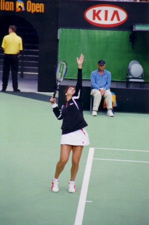 Jennifer Capriati (1st round).
