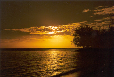 Sunset op Rarotonga. (The Cook Islands - 1997)