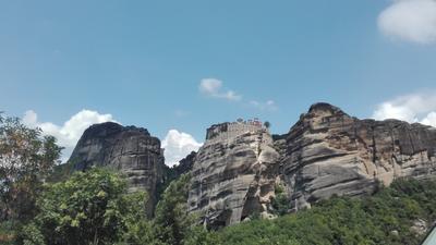 De Meteora kloosters rond Kalabaka. (Griekenland - 2018)