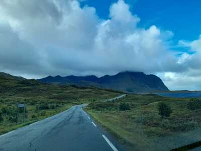 De weg naar Eggum, Lofoten (Noorwegen - 2021)